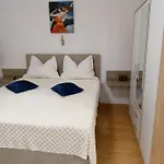 Marita Split